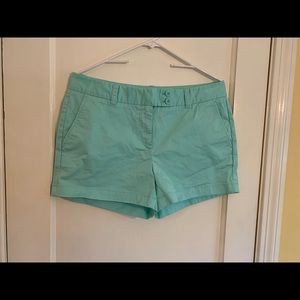 Vineyard Vines shorts